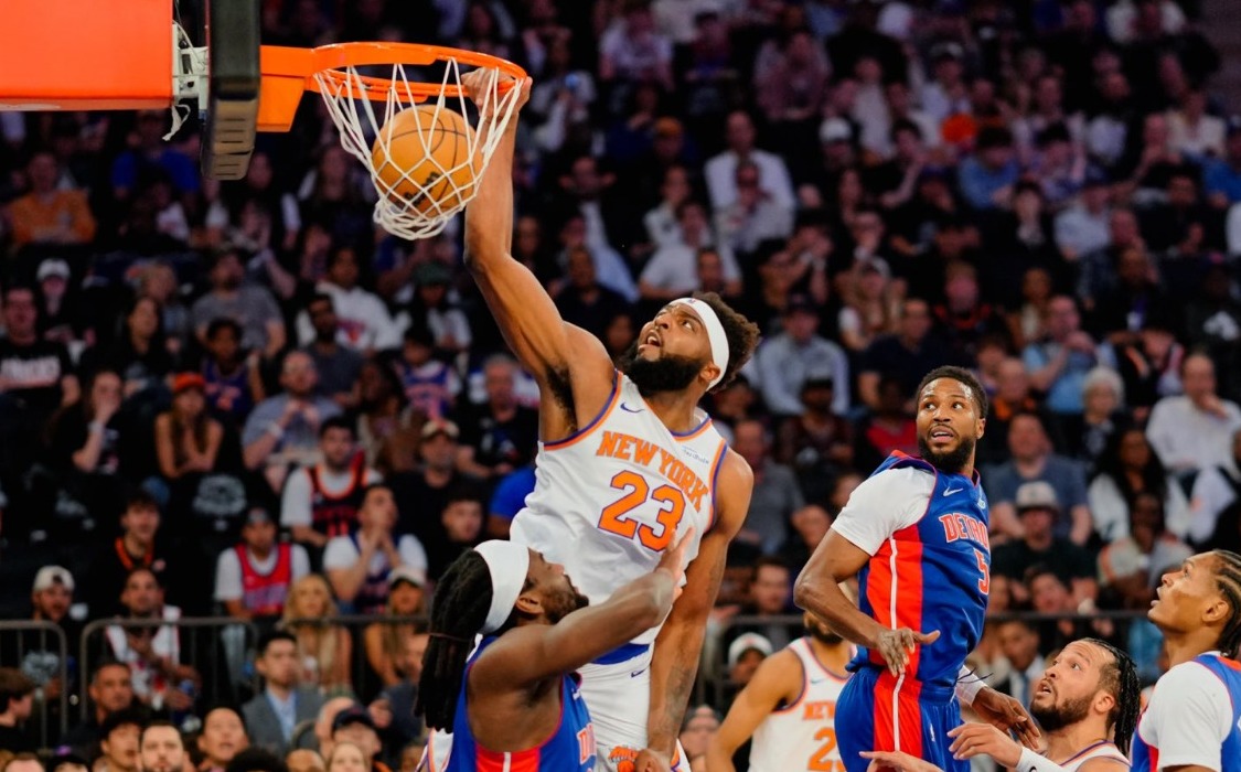 Knicks montan ataque de 21-0 en el último cuarto y abren serie de playoffs con triunfo sobre Pistons.
