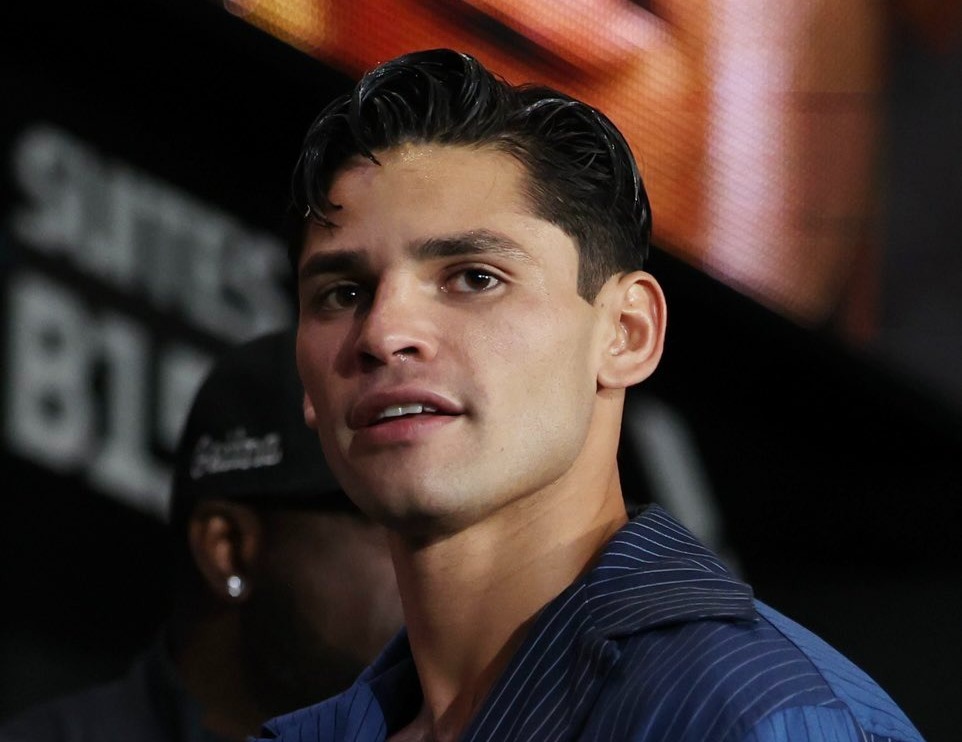 Ryan García tiene las manos ocupadas encabezando una cartelera de la revista Ring en Times Square, Nueva York el 2 de mayo contra Rolando Romero.