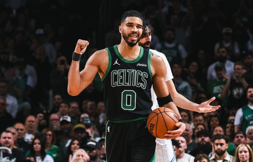 Los Celtics, campeones defensores, vencieron al Magic por 120-89 y ganaron la serie de playoffs por 4-1.