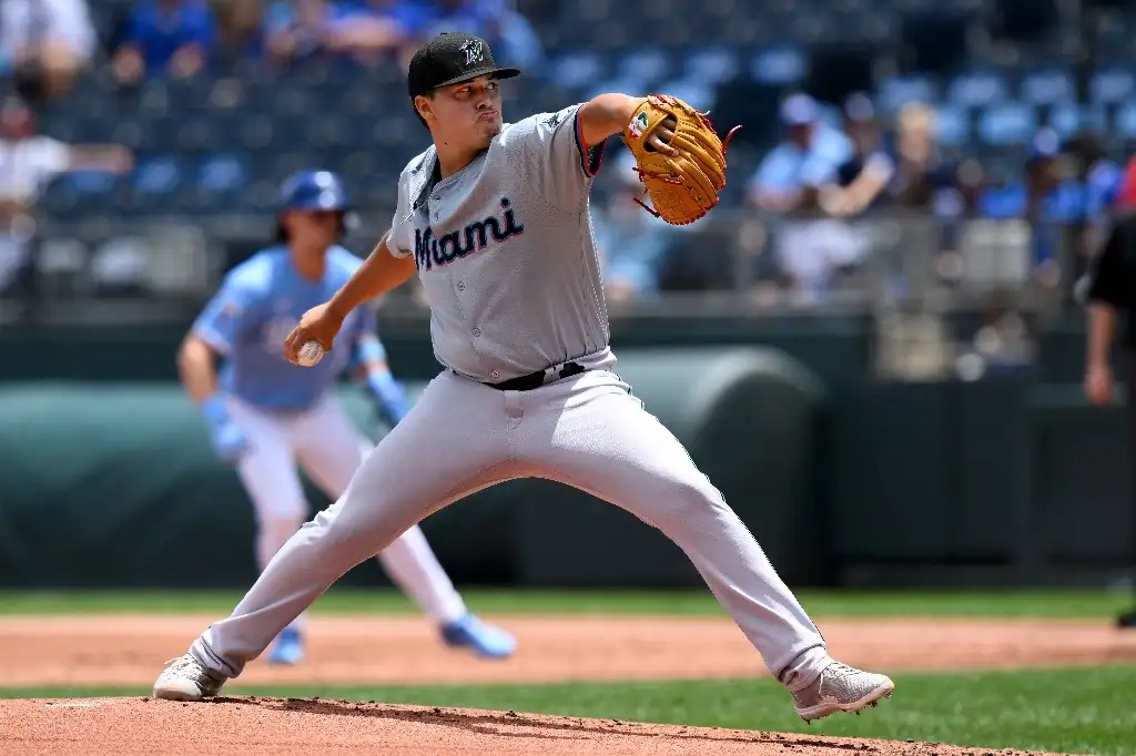 EL MEXICANO INICIO LANZANDO BIENLA TEMPORADA