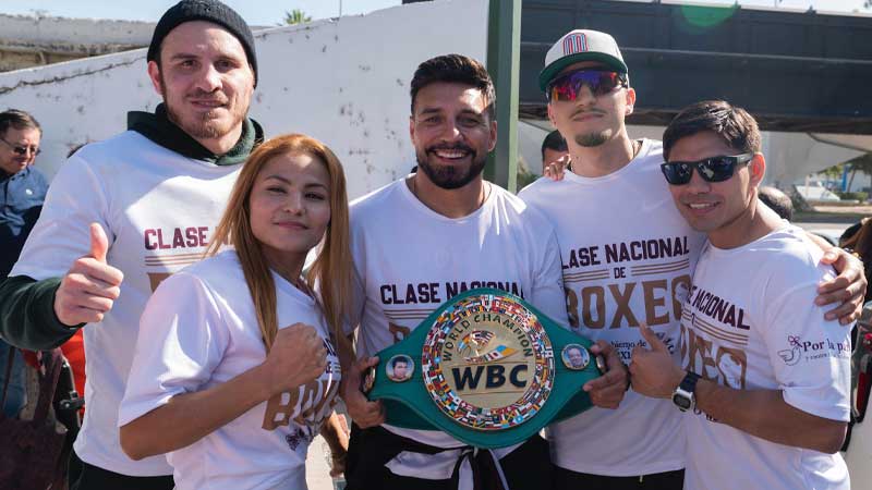 Encabezó Marco Verde Clase Masiva de Boxeo en Culiacán, Sinaloa.
