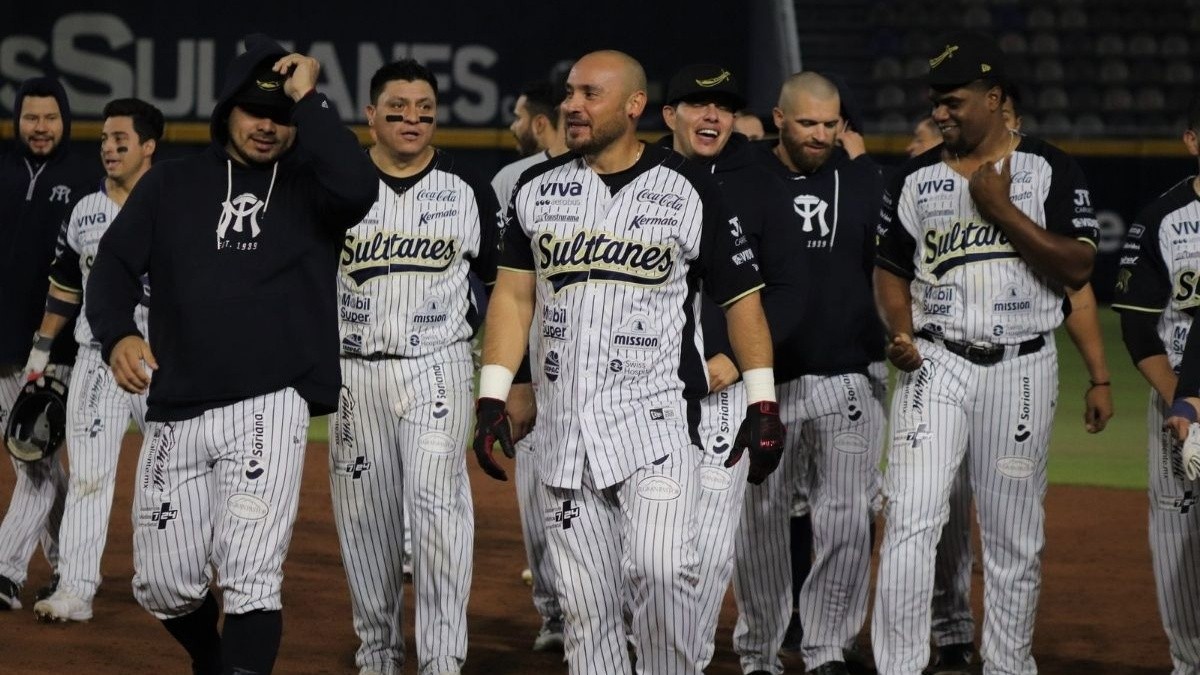SULTANES PARTICIÓ POR SEIS AÑOS EN LA PELOTA INVERNAL