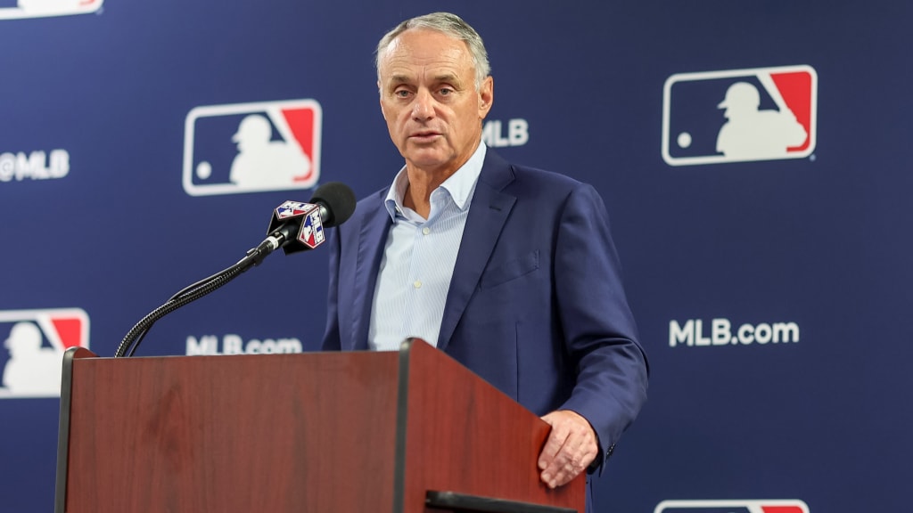 EL COMISIONADO DE MLB APRUEBA LOS BATES TORPEDOS