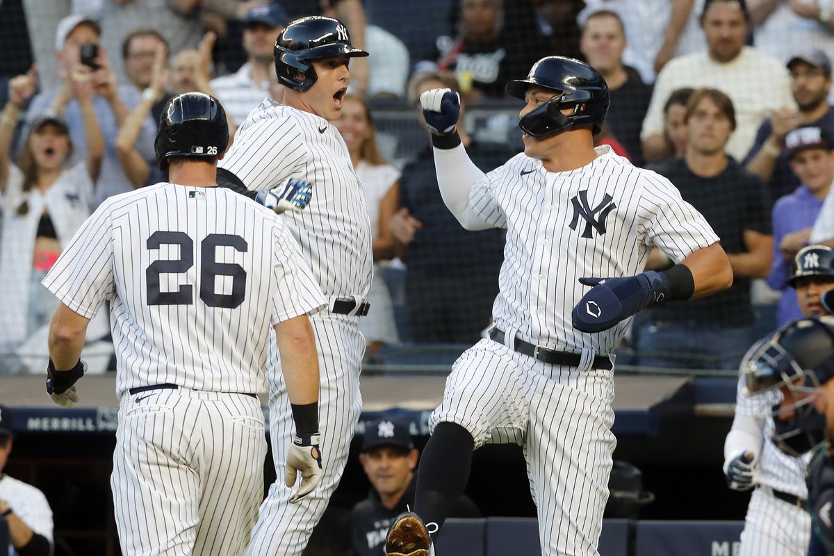 YANKEES VIENE DE VENCER A SACRAMENTO