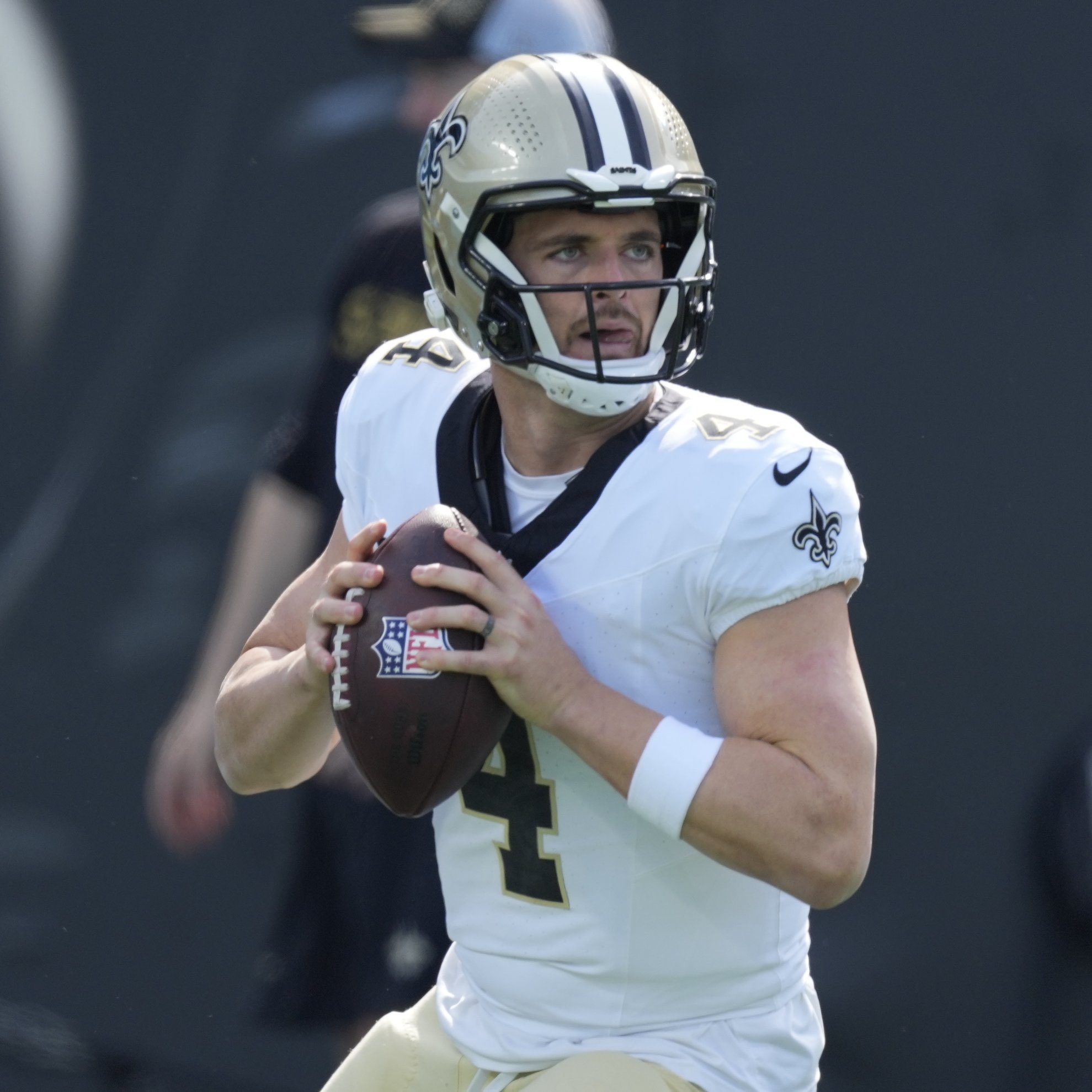 DEREK CARR NFL 2025 SAINTS
