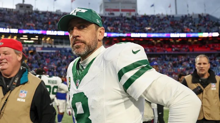 Aaaron Rodgers sigue sin equipo en la NFL.
