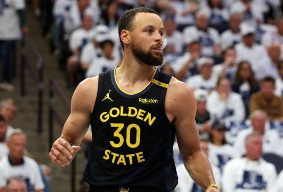 Los de Steve Kerr no pudieron cumplir con sus objetivos, quedaron eliminados en las Semifinales de Conferencia ante Minnesota Timberwolves.