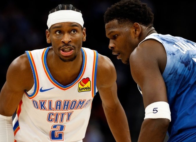 El enfrentamiento de las Finales de la Conferencia Oeste para los Playoffs de la NBA de 2025 está programado entre Oklahoma City Thunder y Minnesota Timberwolves.